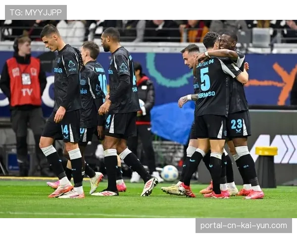 斯图加特四球大胜勒沃库森 终结对手15场不败纪录