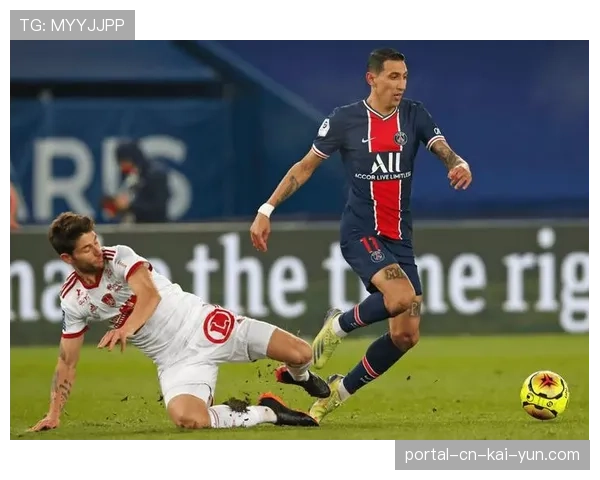 摩纳哥中场控制力不足应对:放弃球权专注反击的战术选择逻辑 摩纳哥中场控制力不足应对:放弃球权专注反击的战术选择逻辑